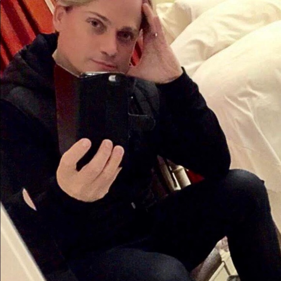 Meet your Posher, Terry - Picture 3 of 5